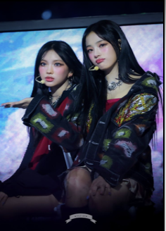 Signed Minji x Hyein